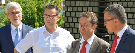 Besuch bei JRS in Rosenberg:  Landrat Pavel, Minister Hauk, sowie Ostalbkreis und Bundestagsabgeordneter Kiesewetter